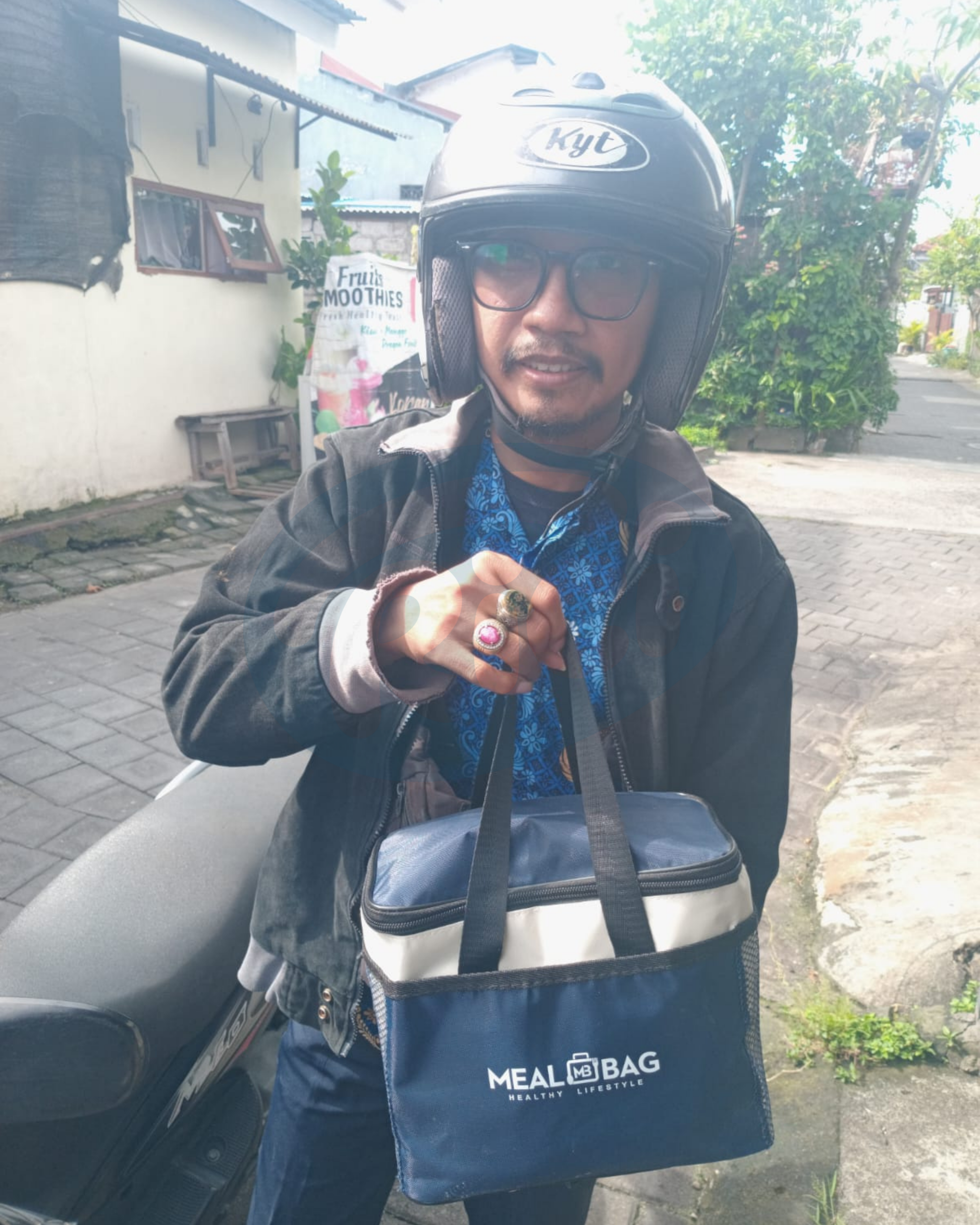 301